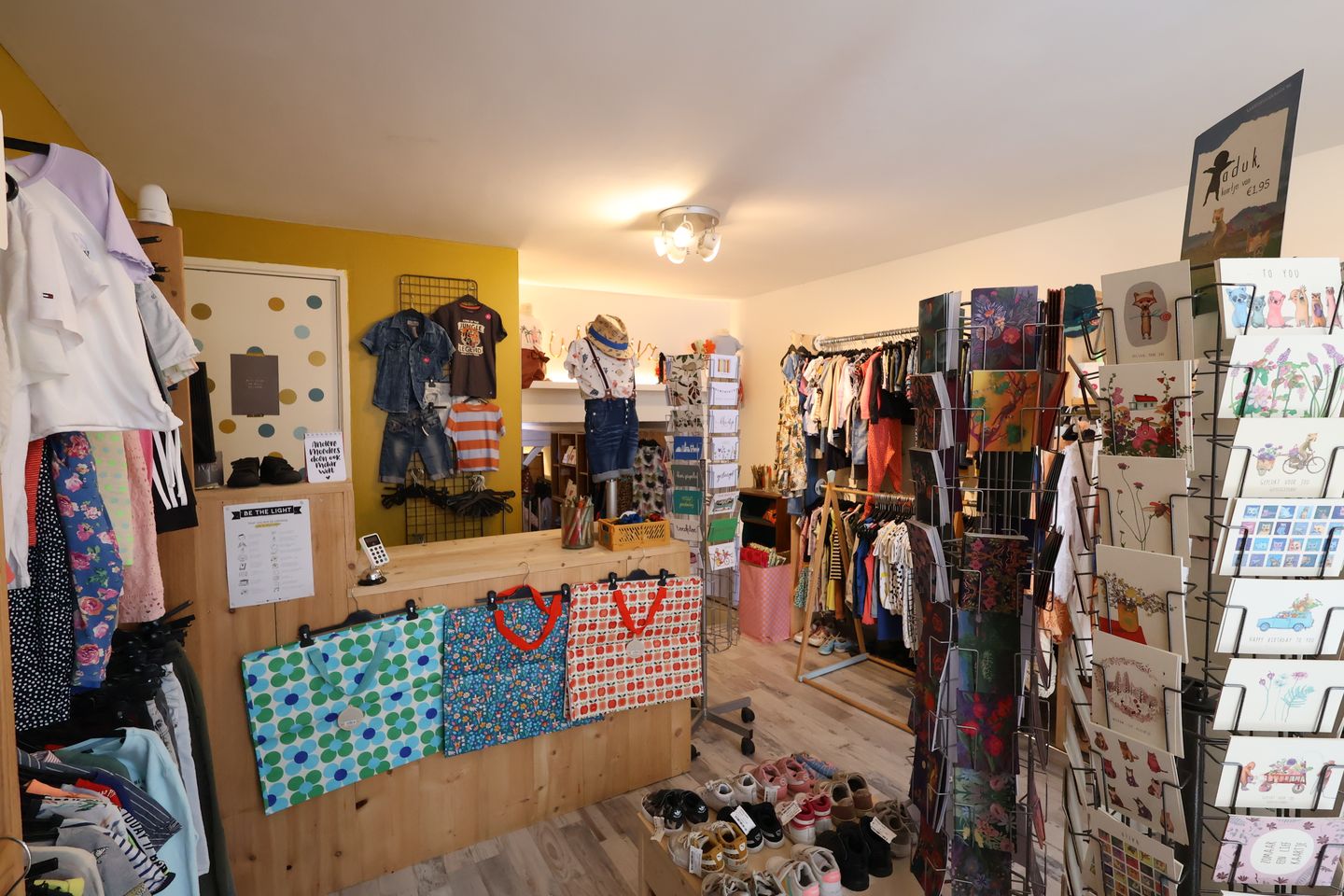 View photo 2 of Hagelstraat 6-E