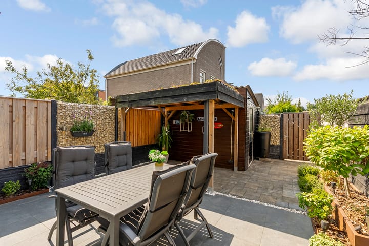 Photo 44 of Joris Ivenslaan 24