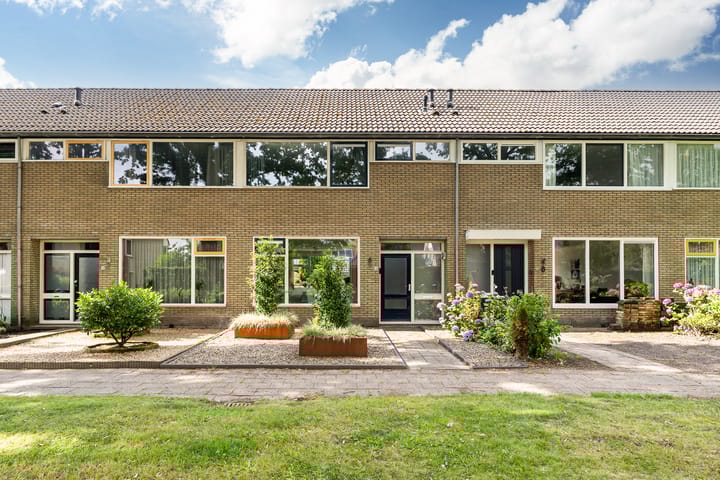 Photo 4 of Foareker 10