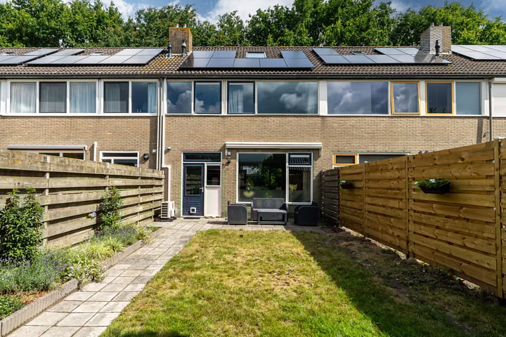 Photo 35 of Foareker 10