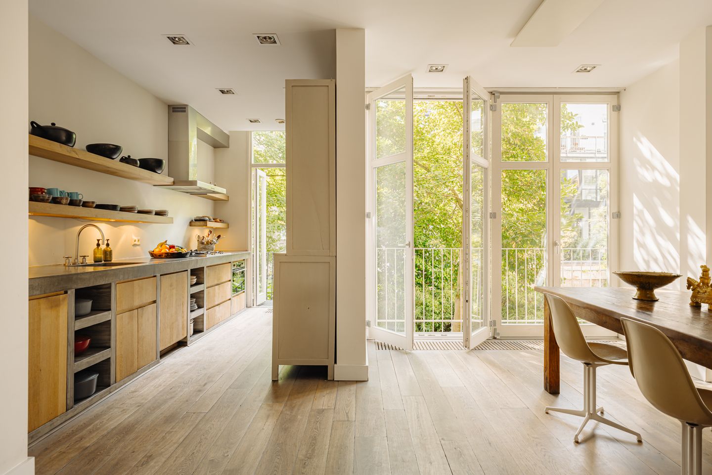 Foto 1 van Van Eeghenstraat 39-H