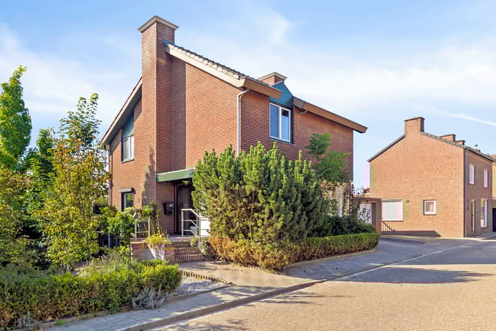 Foto 1 van Oudenboschstraat 49