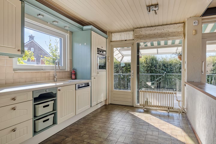 Foto 11 van Oudenboschstraat 49