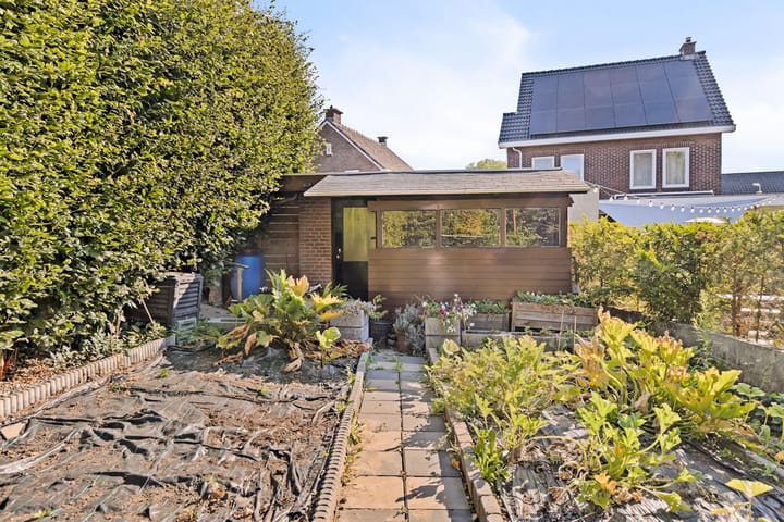 Foto 42 van Oudenboschstraat 49