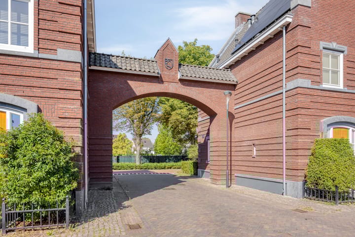 Foto 4 van Heeren van Zeventienplein 8