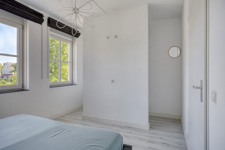 Foto 21 van Heeren van Zeventienplein 8