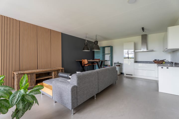 Photo 2 of Kruithoorn 30