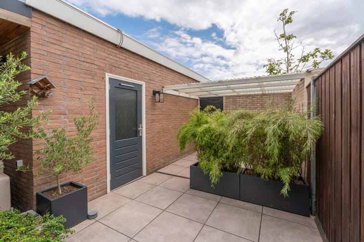 Foto 30 van Willem Alexanderplantsoen 15