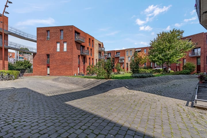 Foto 5 van Scholenhof 51