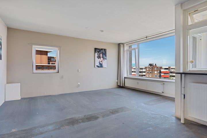 Photo 12 of Boulevard 1945 252