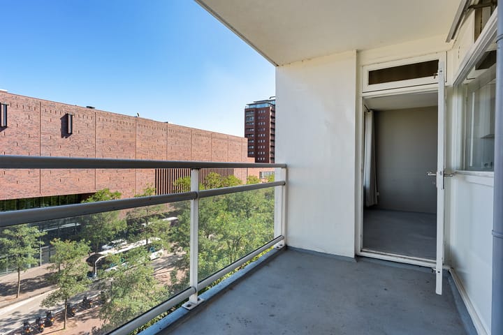 Photo 20 of Boulevard 1945 252