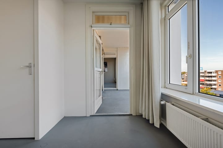 Photo 24 of Boulevard 1945 252