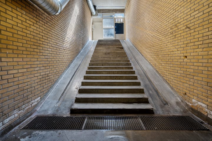 Photo 37 of Boulevard 1945 252