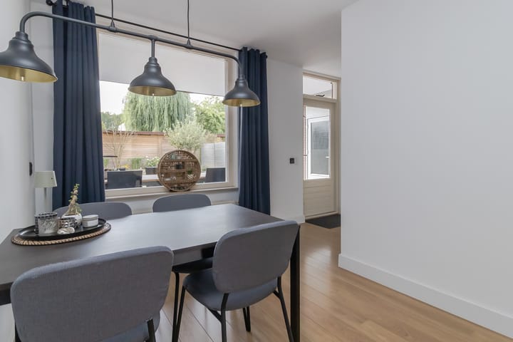 Foto 16 van Marsstraat 32