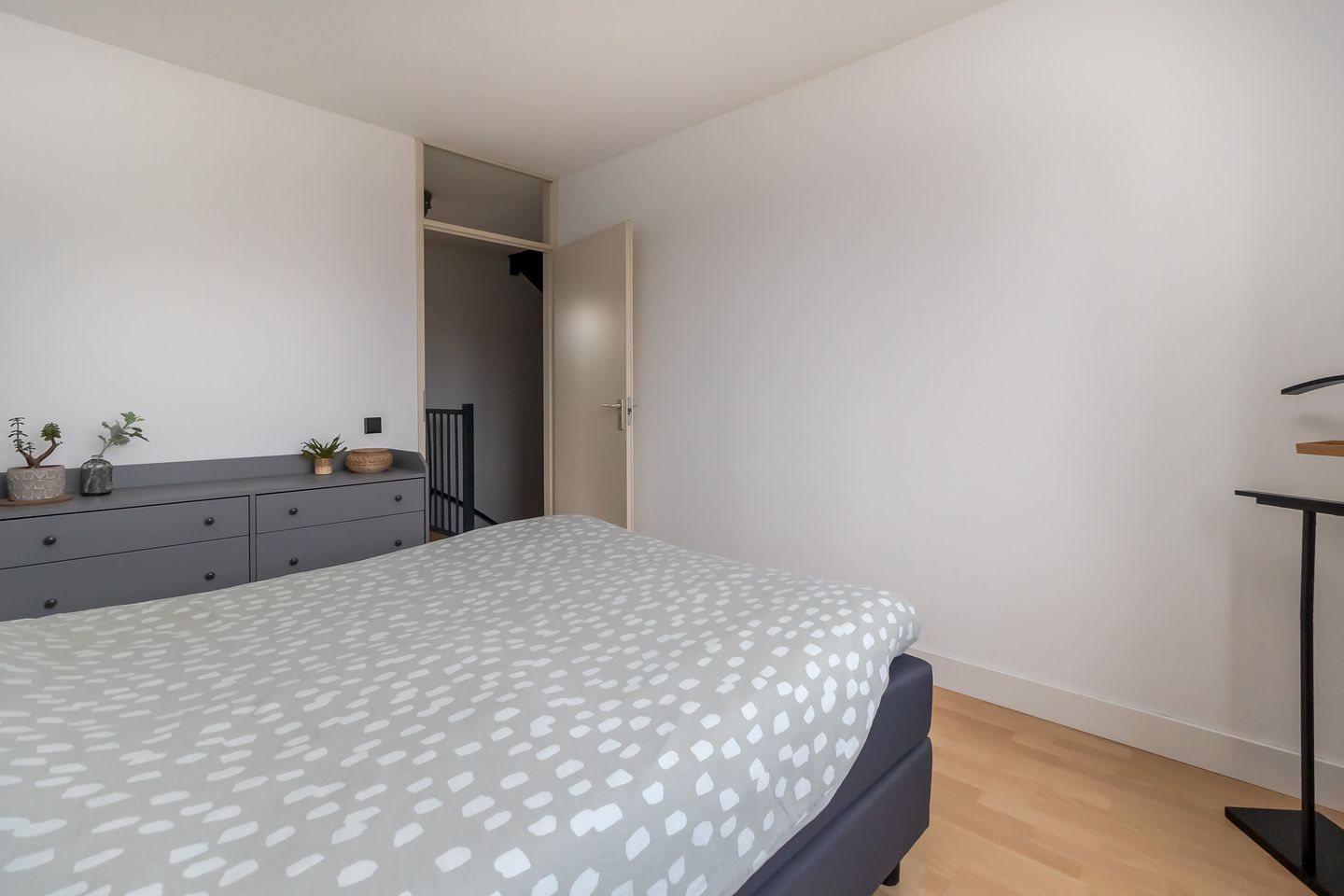 Foto 19 van Marsstraat 32