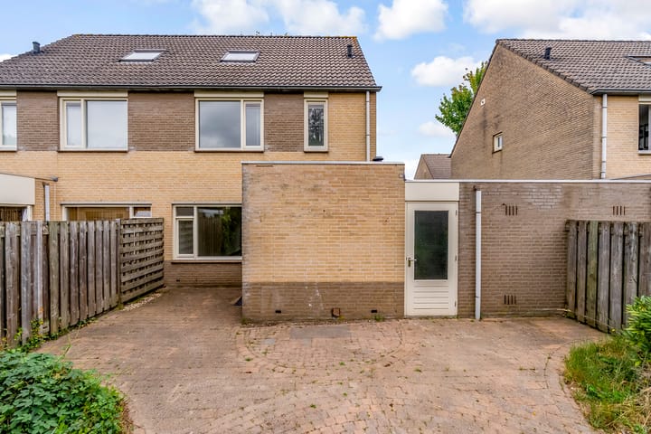 Foto 26 van Dr. Klompélaan 25