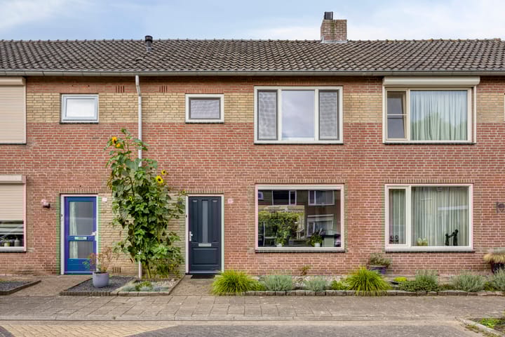 Foto 1 van Heer van Rodestraat 169