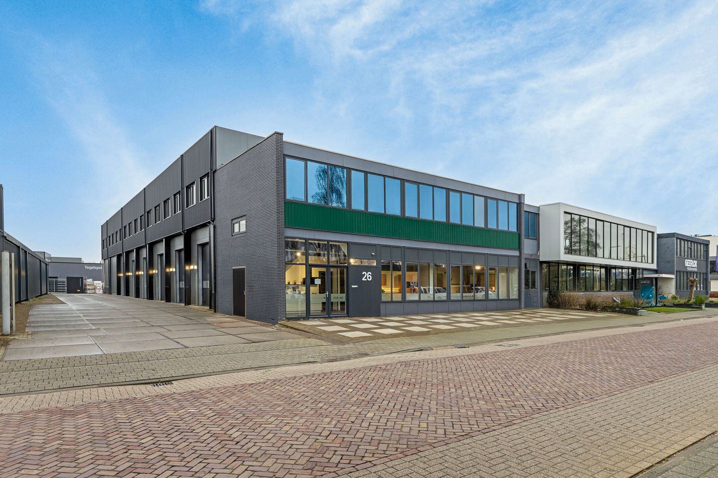 View photo 1 of Industrieweg 26