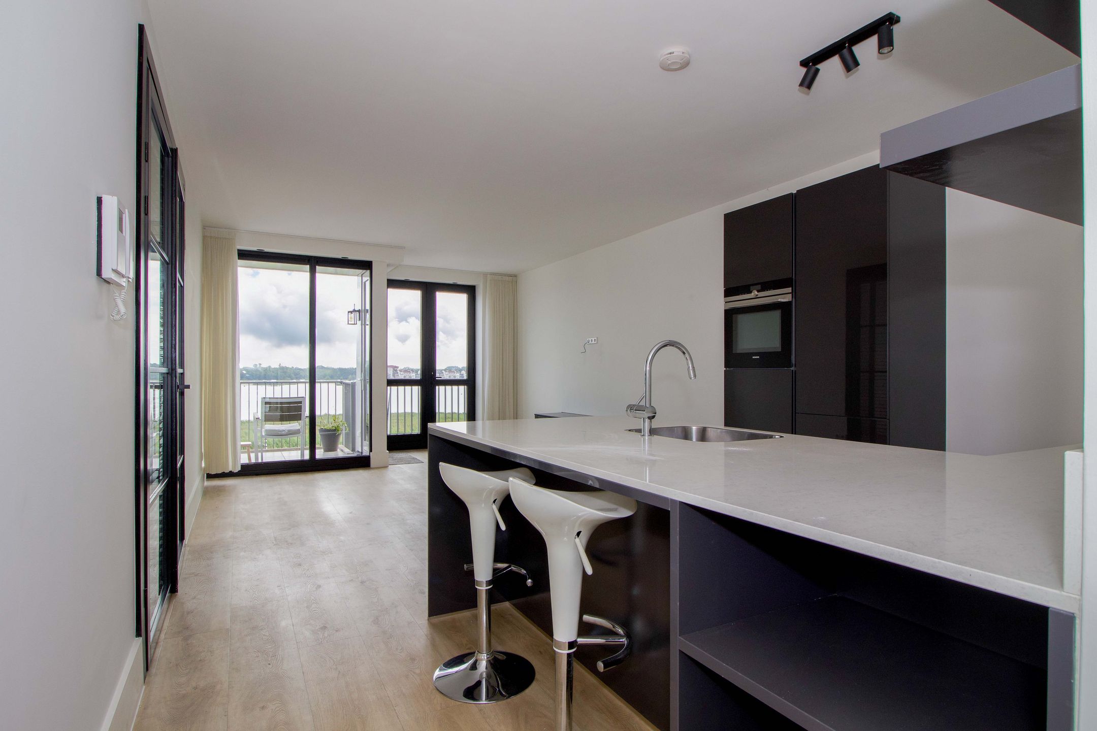 Foto 15 van Zuiderzeeboulevard 30