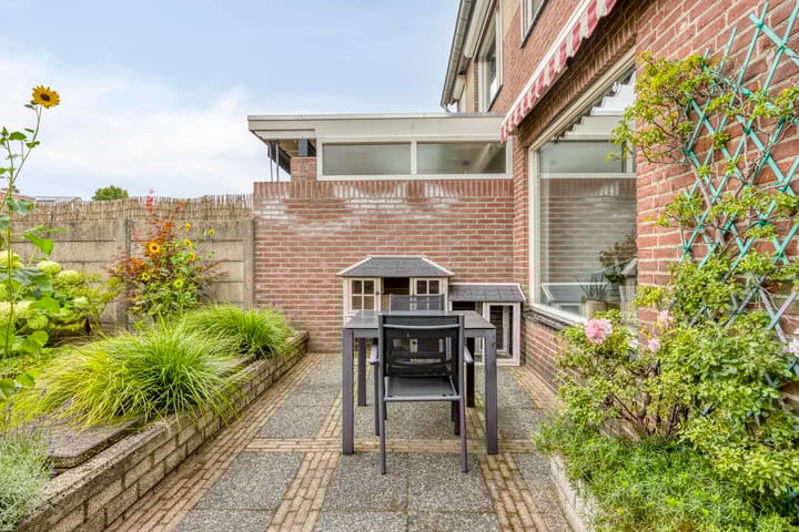 Foto 34 van Heer van Rodestraat 169