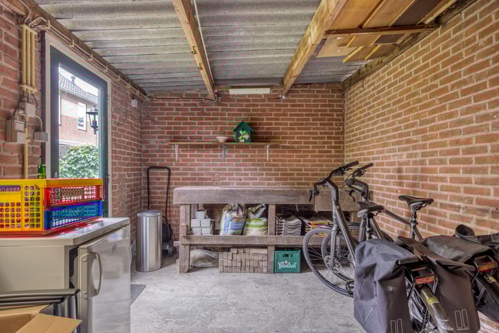 Foto 38 van Heer van Rodestraat 169