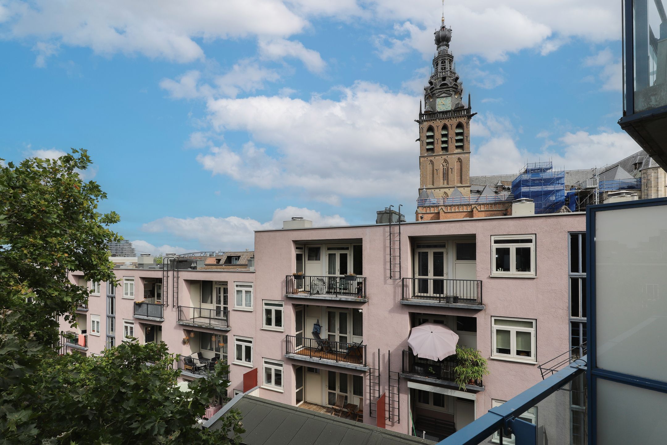 Foto 3 van Houthof 46-A