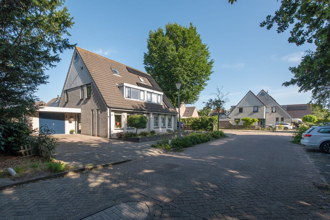 Foto 1 van De Regenboog 30