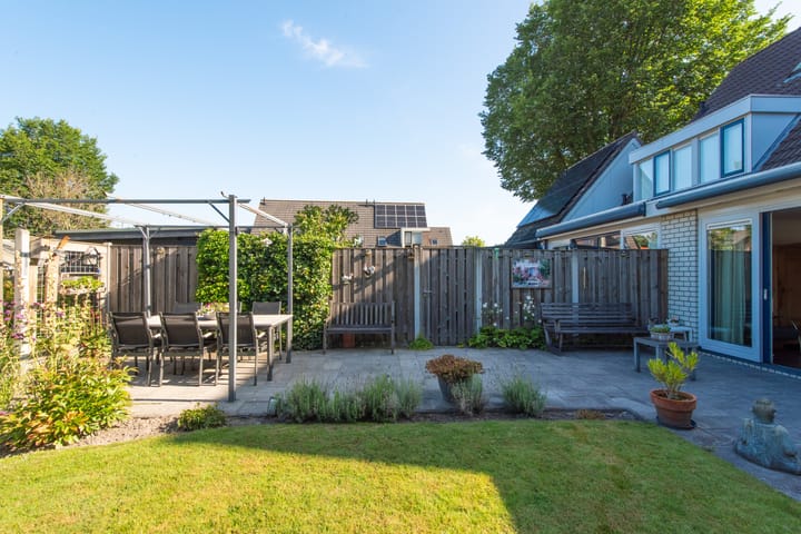 Foto 38 van De Regenboog 30