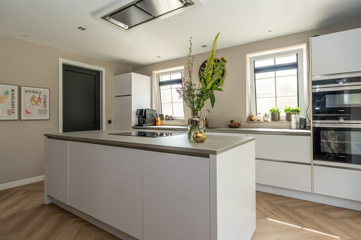 Foto 15 van Sadelijnstraat 12