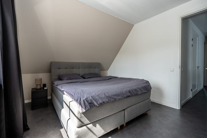 Foto 24 van Sadelijnstraat 12