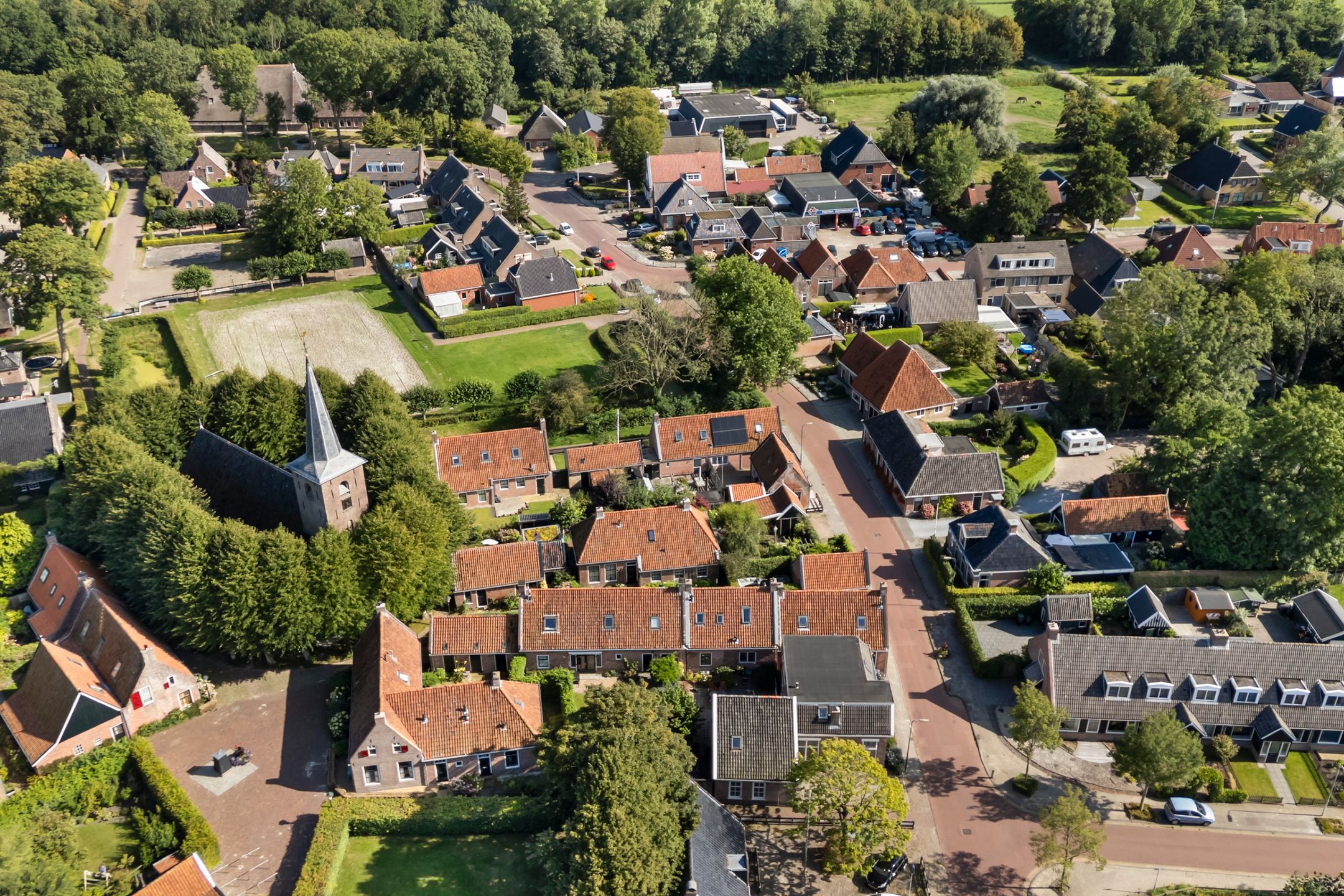 Foto 9 van Tsjerkebuorren 11