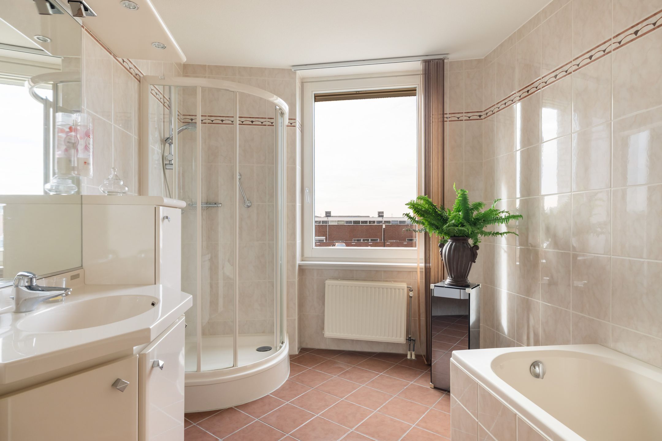 Foto 24 van La Fontaineplein 6