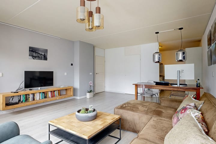 Foto 3 van Trijntje Kemp-Haanstraat 38