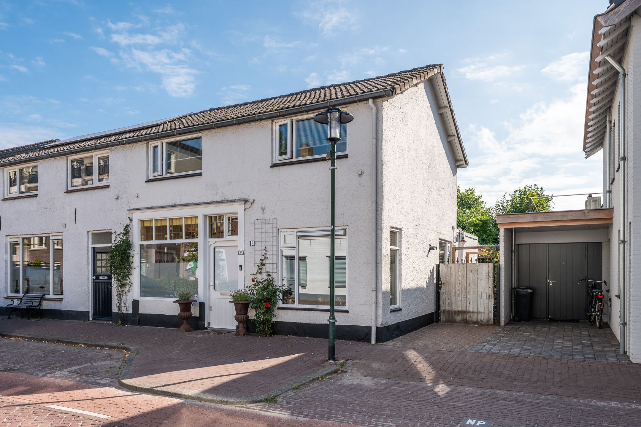 Photo 6 of Doelenstraat 18