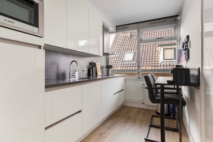 Photo 9 of Weidestraat 3-A