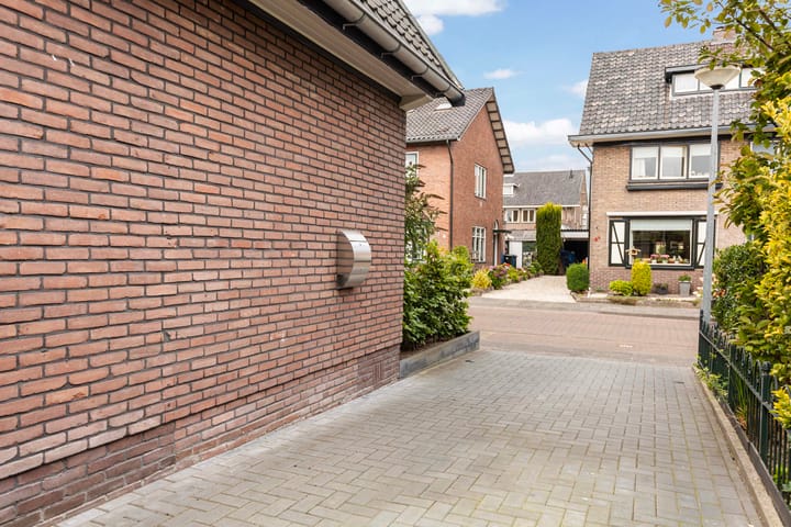 Photo 25 of Weidestraat 3-A