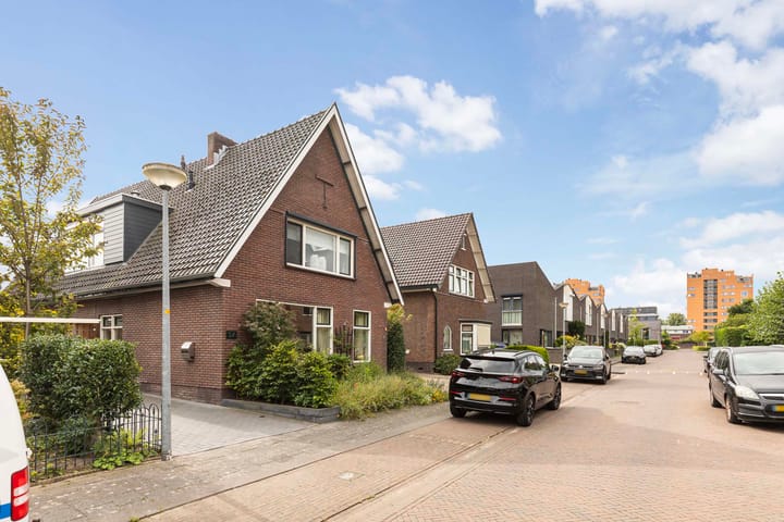 Photo 28 of Weidestraat 3-A