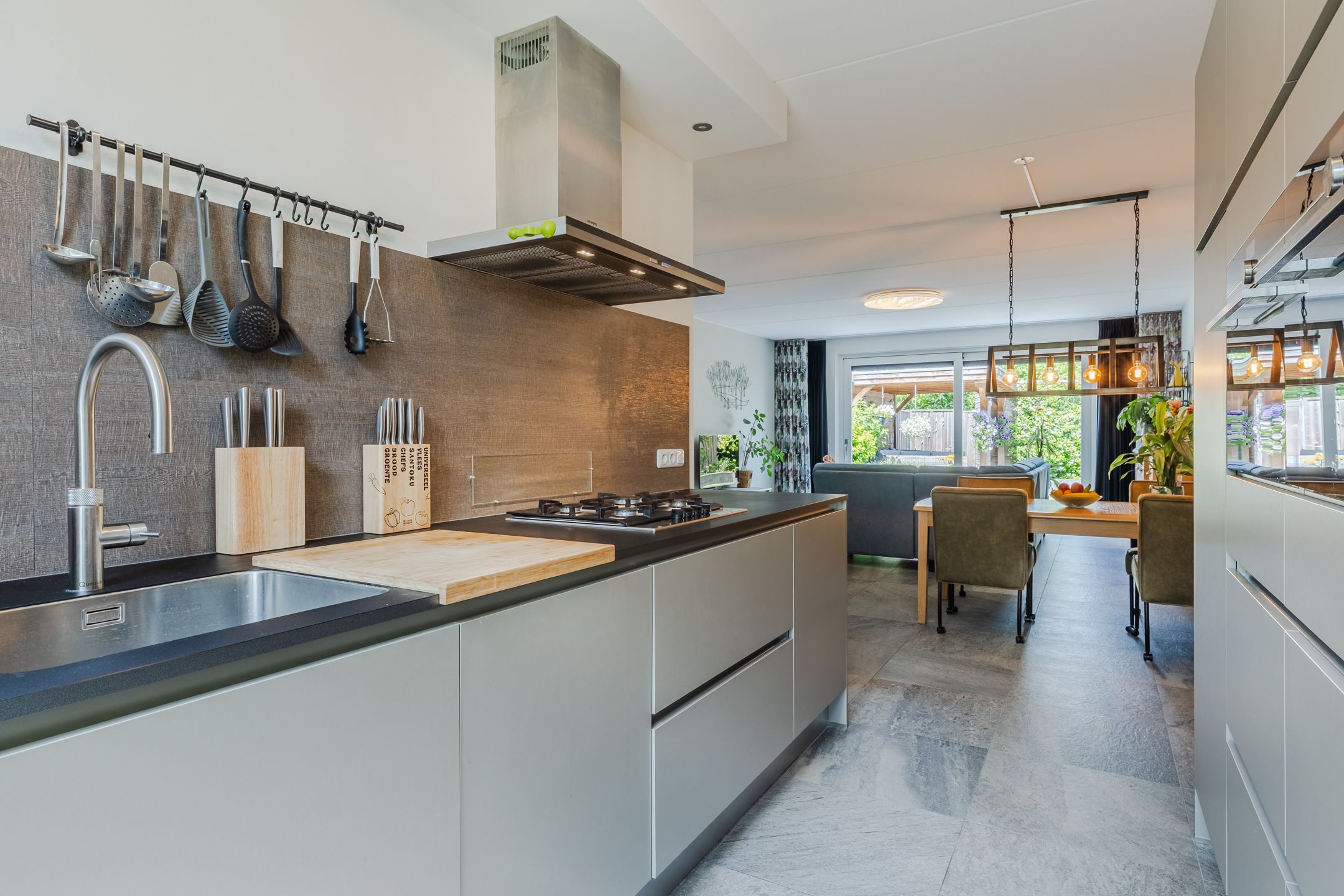 Foto 15 van Maximastraat 62