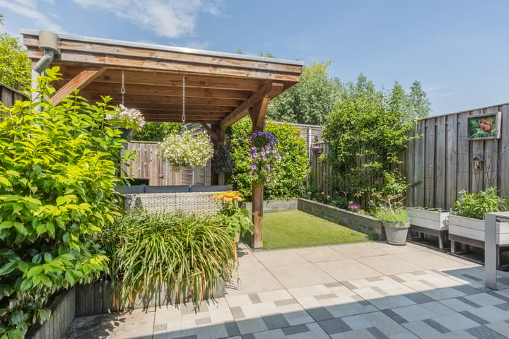 Photo 38 of Maximastraat 62