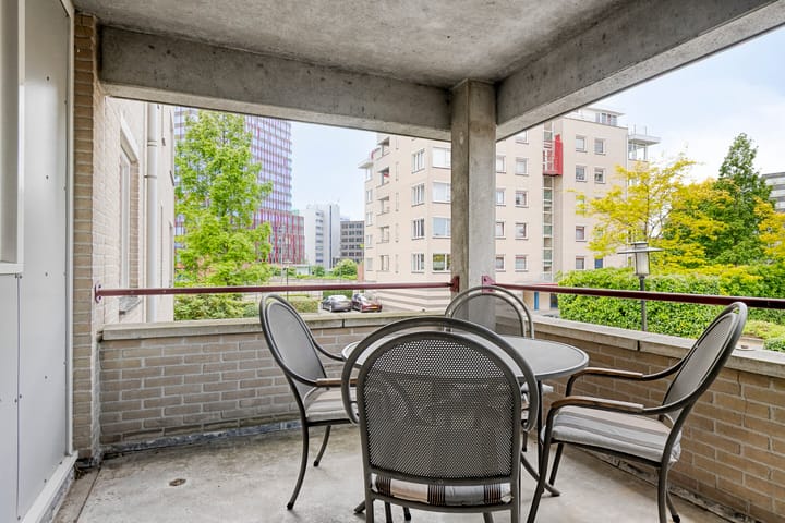 Foto 13 van Olof Palmehof 76