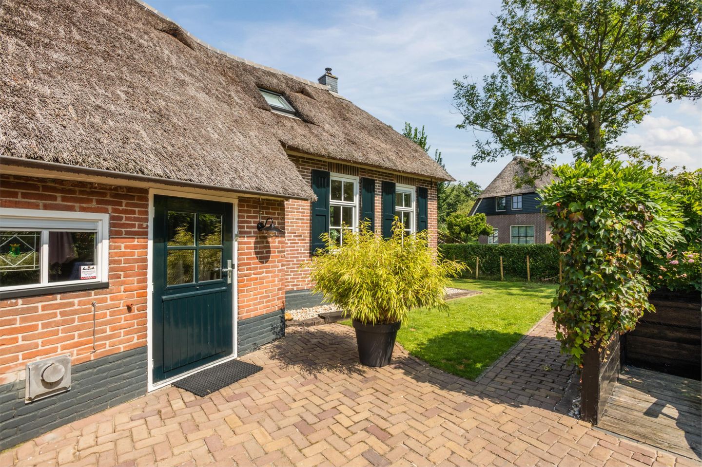 Photo 10 of Kerkweg 52-A