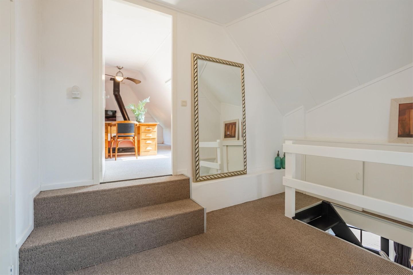 Photo 44 of Kerkweg 52-A