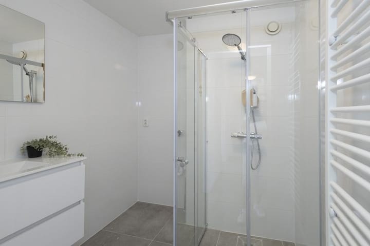 Foto 20 van Leliestraat 11