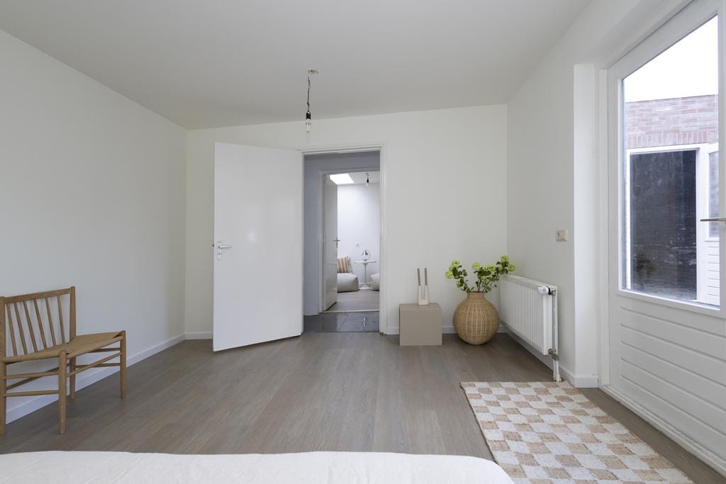 Foto 28 van Leliestraat 11