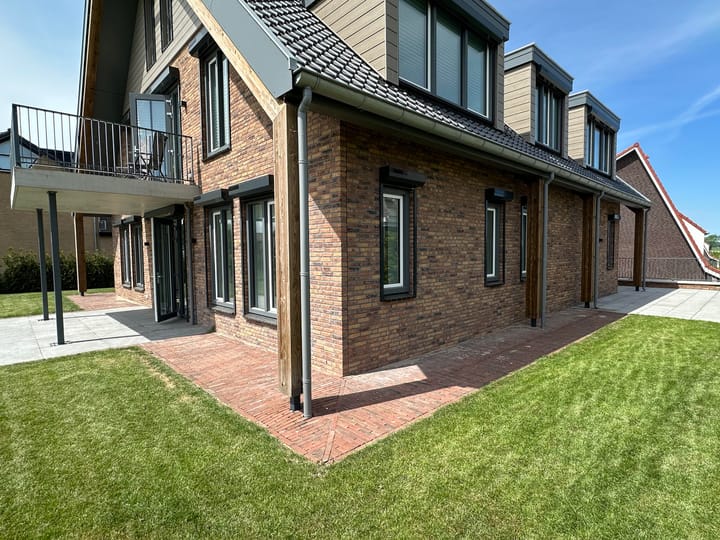 Foto 17 van Westeinderweg 11