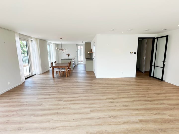 Foto 10 van Westeinderweg 11