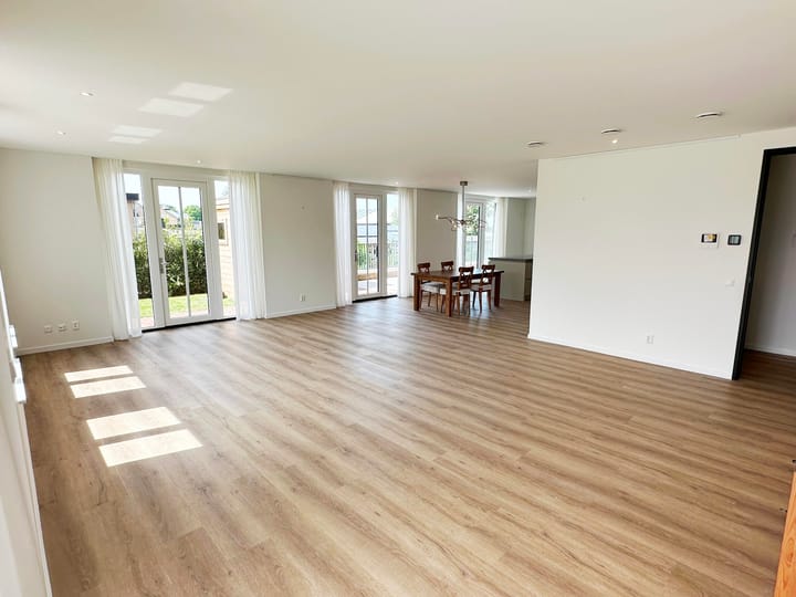 Foto 11 van Westeinderweg 11