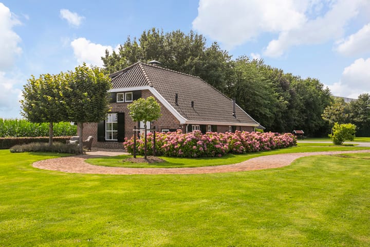 Foto 2 van L. Dolfingweg 2