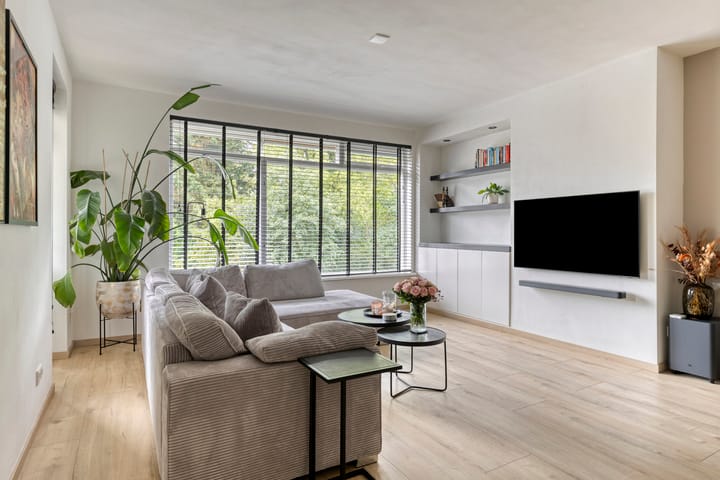 Photo 4 of Onderduikersstraat 98