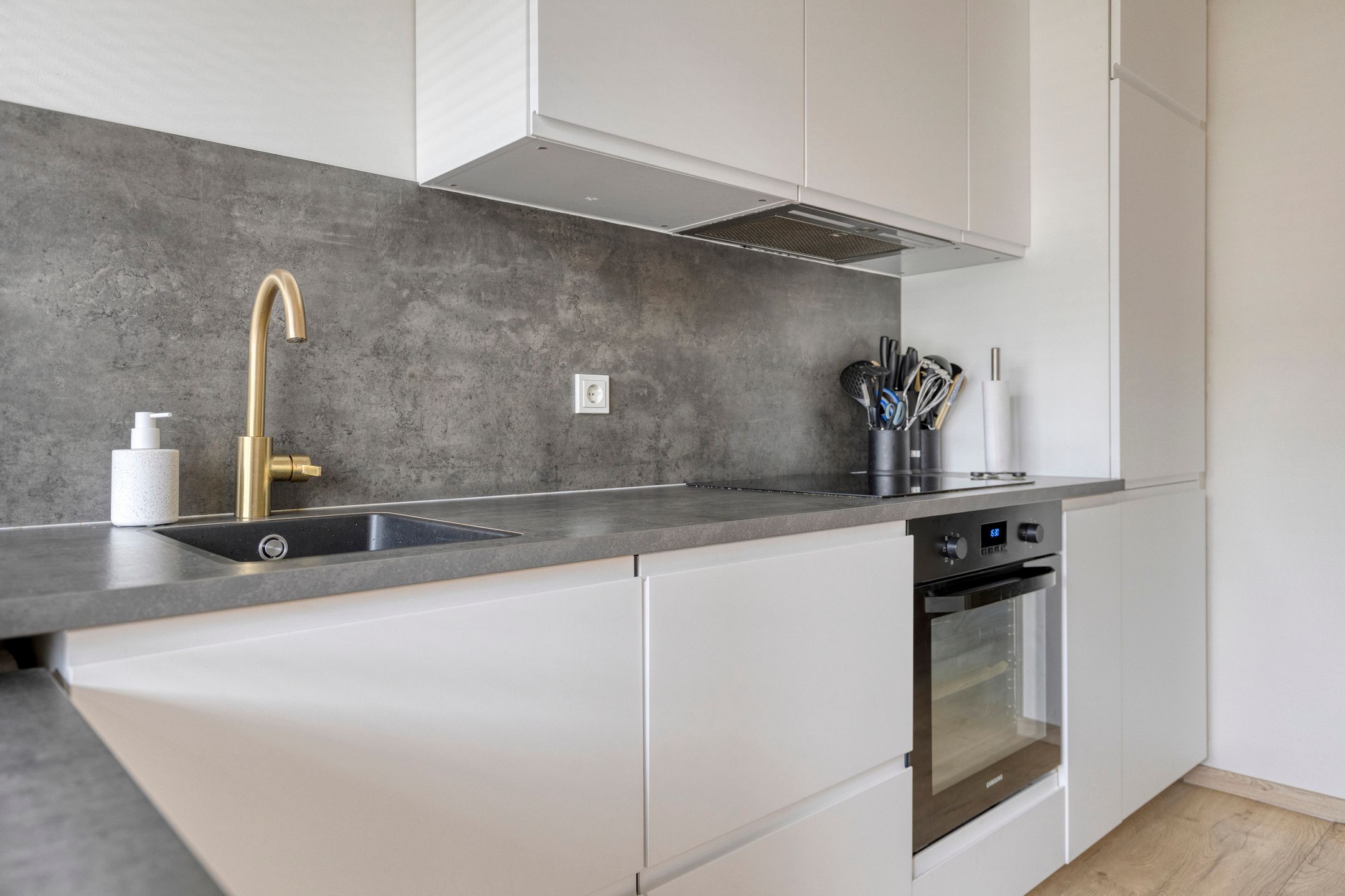 Foto 15 van Onderduikersstraat 98